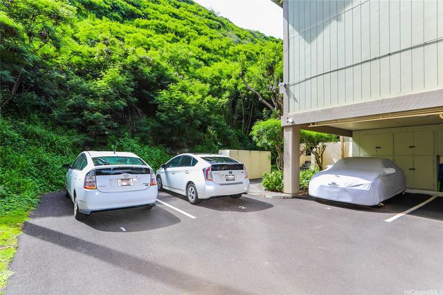 290 Kawaihae Street 209C, Honolulu, HI 96825