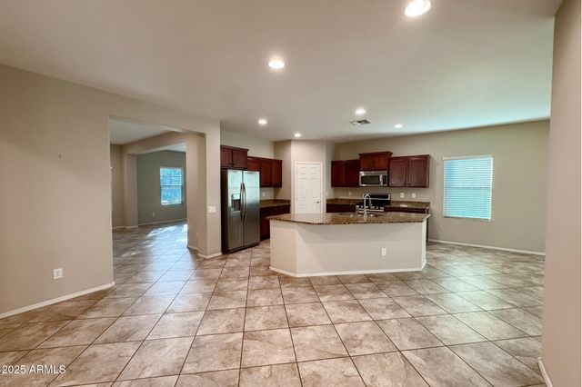 10904 E SEBRING Avenue, Mesa, AZ 85212