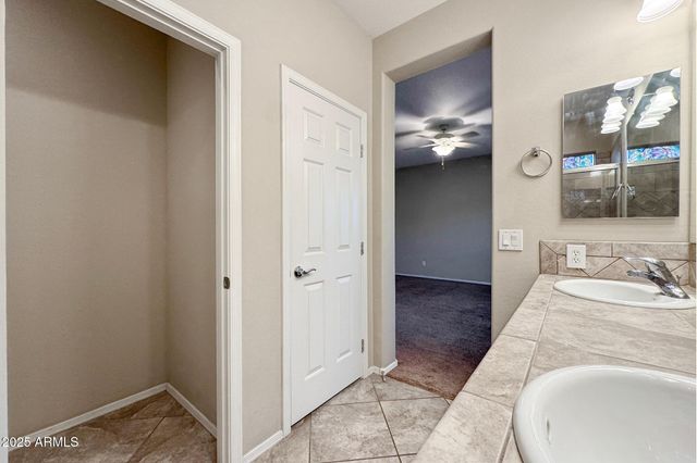 10904 E SEBRING Avenue, Mesa, AZ 85212