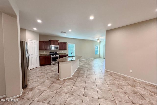 10904 E SEBRING Avenue, Mesa, AZ 85212