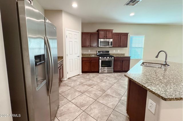 10904 E SEBRING Avenue, Mesa, AZ 85212