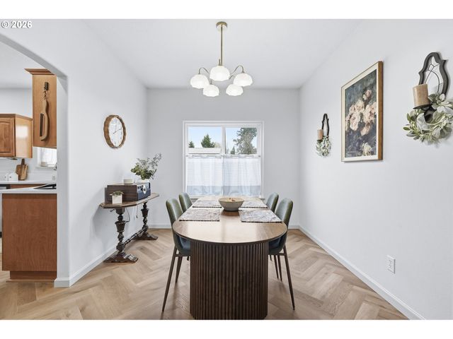 641 Mary Dr, Molalla, OR 97038