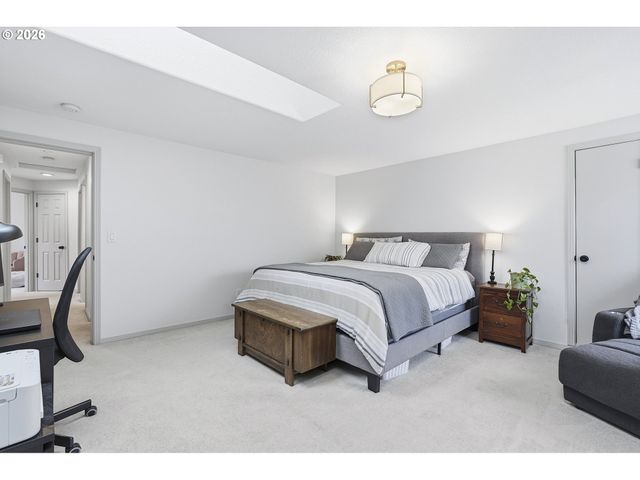 641 Mary Dr, Molalla, OR 97038