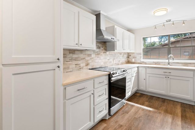 10 W Post Oak Drive, Conway, AR 72034