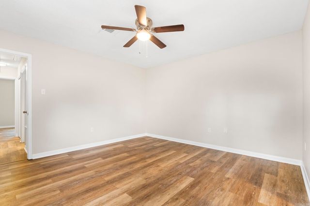 10 W Post Oak Drive, Conway, AR 72034