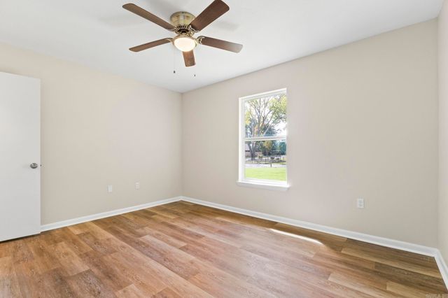 10 W Post Oak Drive, Conway, AR 72034