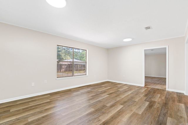 10 W Post Oak Drive, Conway, AR 72034