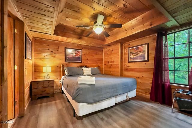 2416 Balsam Circle, Sevierville, TN 37876