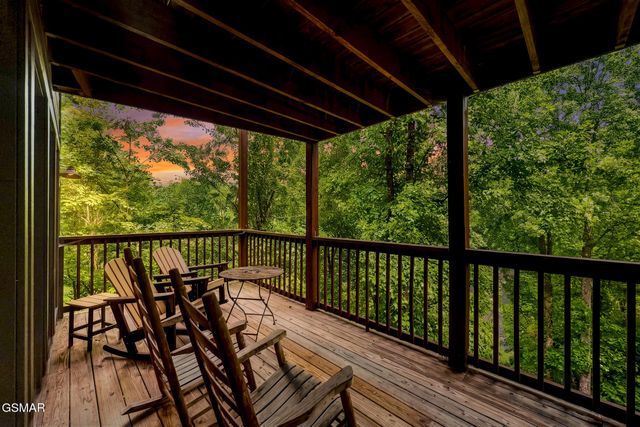 2416 Balsam Circle, Sevierville, TN 37876