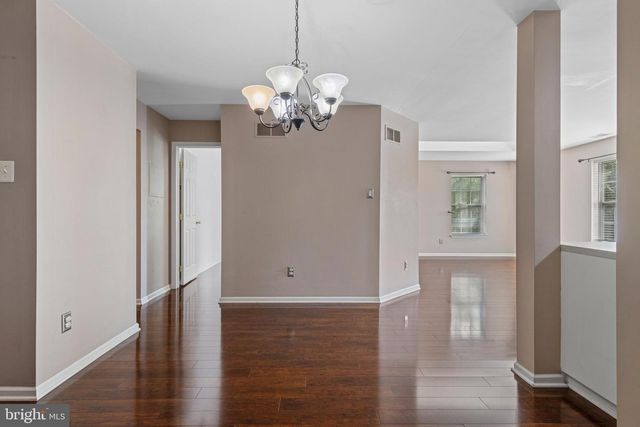 312 RIVERBIRCH CIR #802, Kennett Square, PA 19348