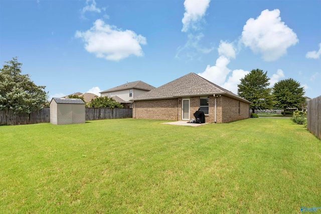 57 Weeping Willow Lane, Decatur, AL 35603