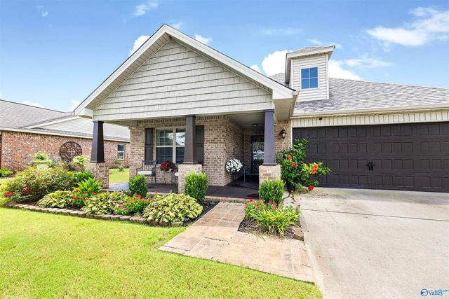 57 Weeping Willow Lane, Decatur, AL 35603