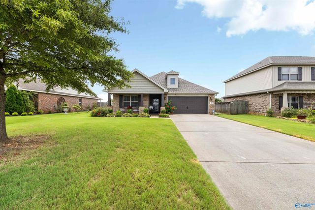 57 Weeping Willow Lane, Decatur, AL 35603