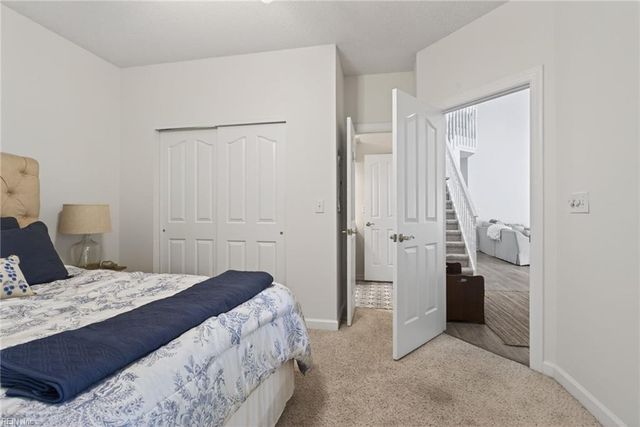 3232 Silver Sands Cir Apt 300, Virginia Beach, VA 23451