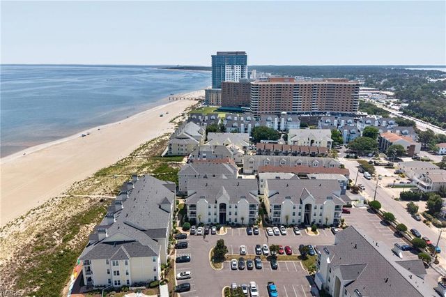 3232 Silver Sands Cir Apt 300, Virginia Beach, VA 23451