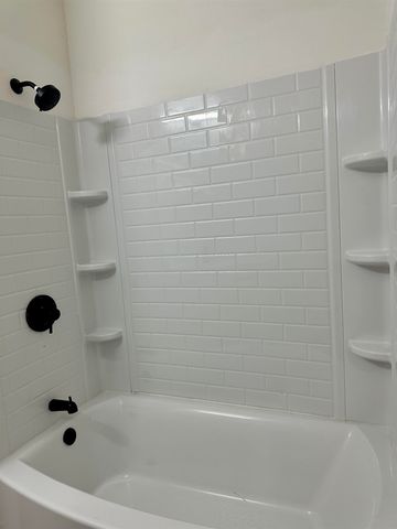 1225 Lee Ave, Houma, LA 70360