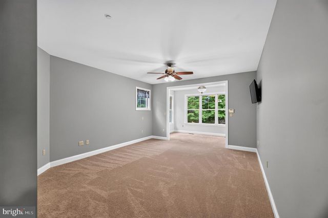 8711 CHESTNUT GROVE RD, Frederick, MD 21701