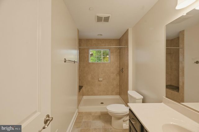 8711 CHESTNUT GROVE RD, Frederick, MD 21701