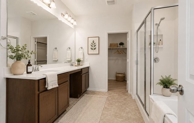 166 Meadow Grove Drive, Conroe, TX 77384