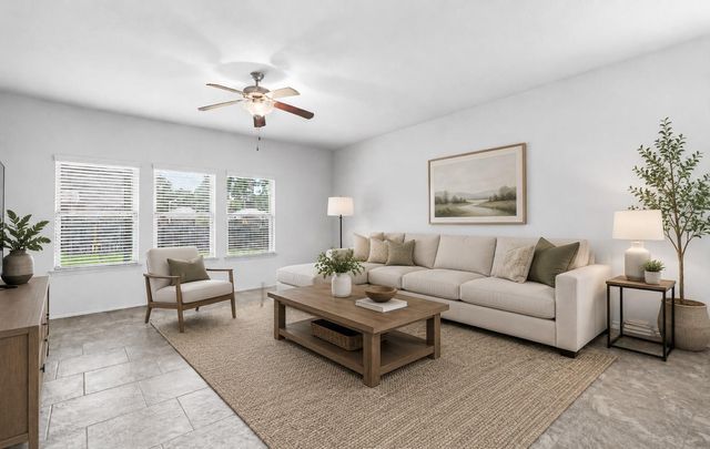 166 Meadow Grove Drive, Conroe, TX 77384