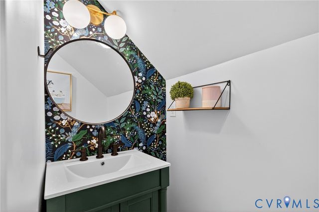 11101 Dumaine Dr, Midlothian, VA 23112