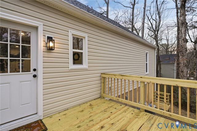 11101 Dumaine Dr, Midlothian, VA 23112