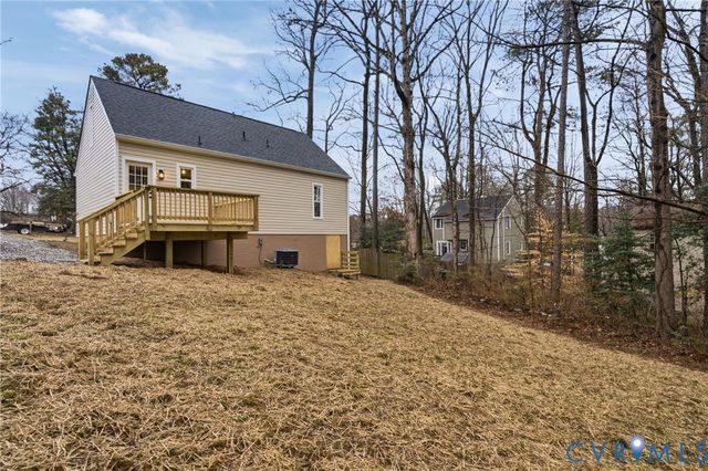 11101 Dumaine Dr, Midlothian, VA 23112