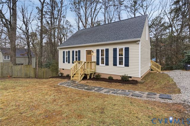 11101 Dumaine Dr, Midlothian, VA 23112