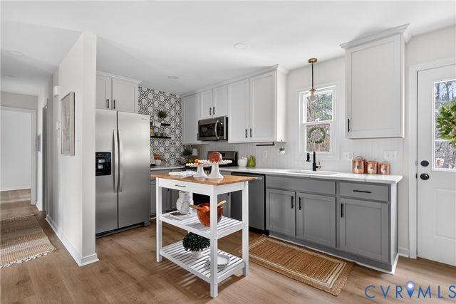 11101 Dumaine Dr, Midlothian, VA 23112