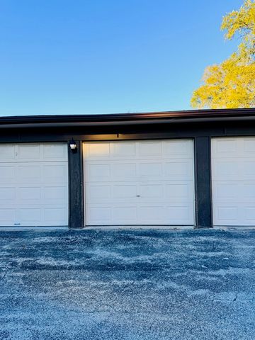 3823 W 123rd Street 302, Alsip, IL 60803