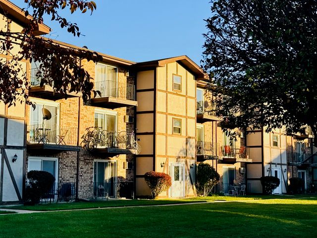 3823 W 123rd Street 302, Alsip, IL 60803