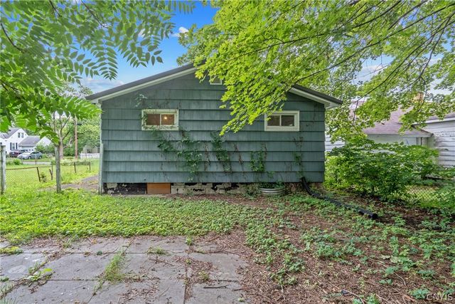 176 Ruth Avenue, Syracuse, NY 13210