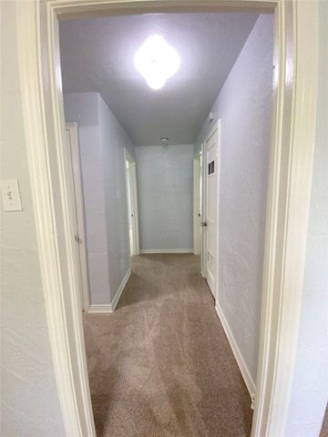 5321 Locke Avenue, Fort Worth, TX 76107