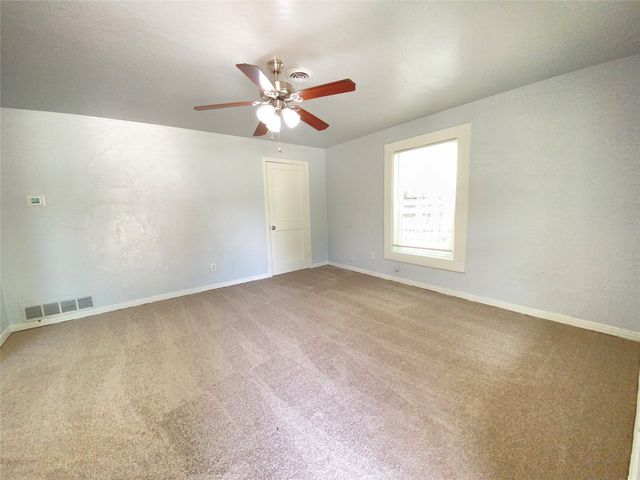 5321 Locke Avenue, Fort Worth, TX 76107