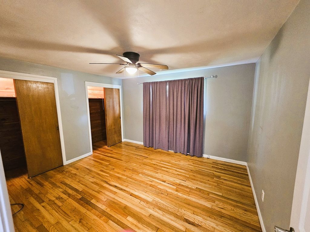 Image 20 of property listing at 700 Magnolia Avenue, Mt Vernon, IL 62864