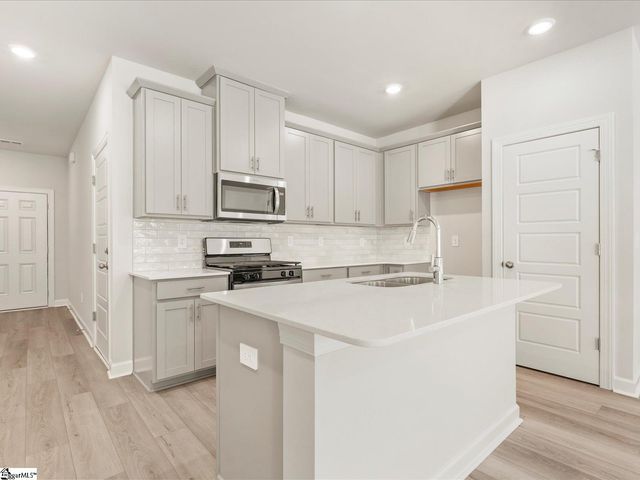 819 Ernest Lane, Lyman, SC 29365