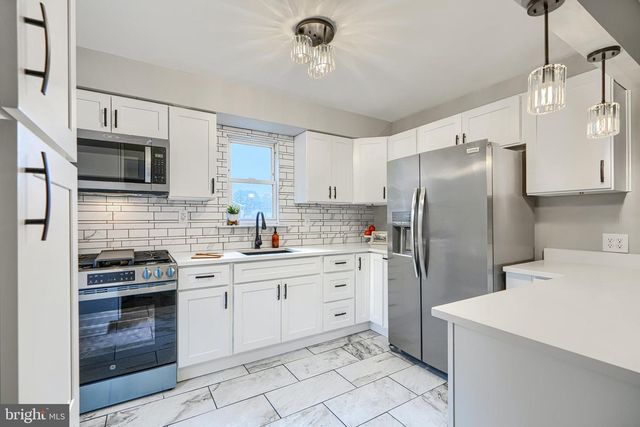 9212 SNYDER LN, Perry Hall, MD 21128