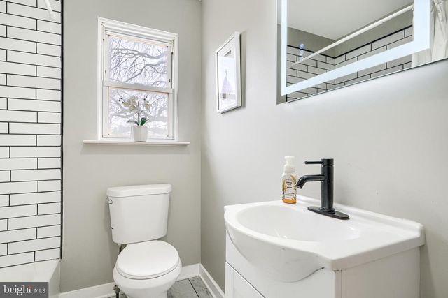 9212 SNYDER LN, Perry Hall, MD 21128