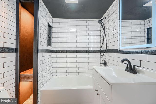 9212 SNYDER LN, Perry Hall, MD 21128