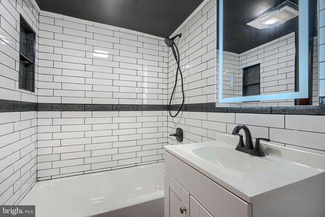 9212 SNYDER LN, Perry Hall, MD 21128