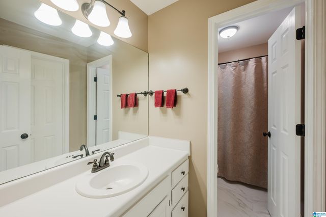 5258 OVERLAND TRACE, Hoover, AL 35244