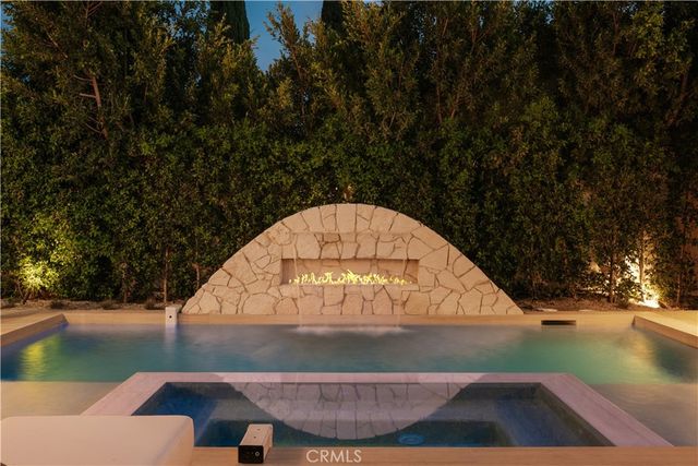 5005 Rubio Avenue, Encino, CA 91436