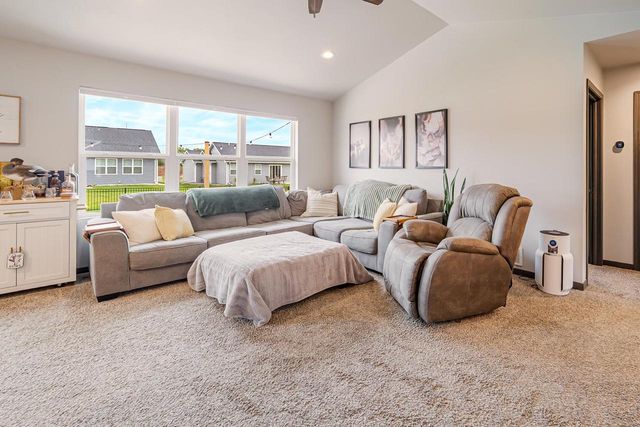 1541 LIBERTY AVENUE, Neenah, WI 54956