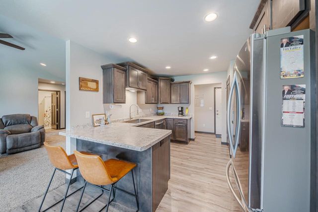 1541 LIBERTY AVENUE, Neenah, WI 54956