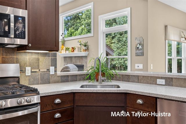 7827 Queenie Court, Allendale, MI 49401