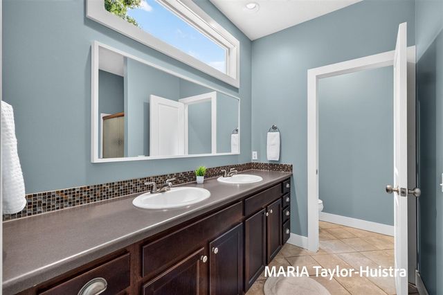 7827 Queenie Court, Allendale, MI 49401