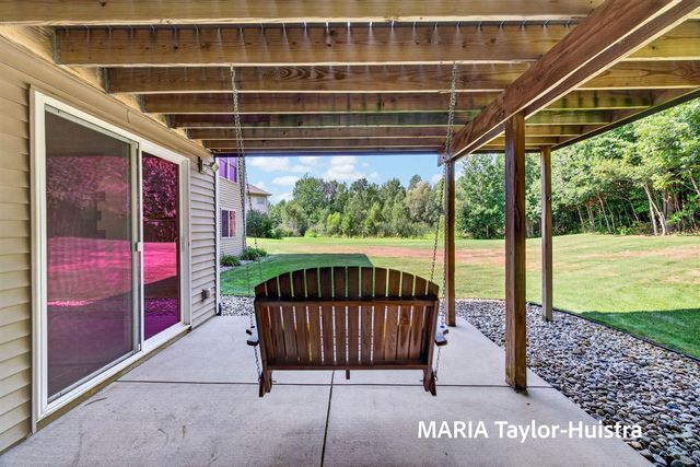 7827 Queenie Court, Allendale, MI 49401