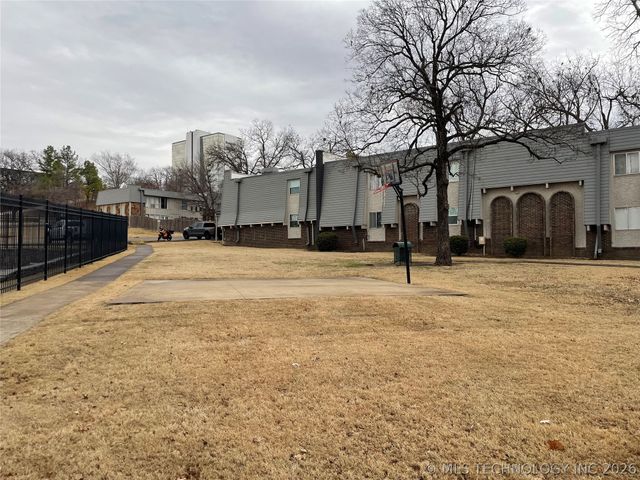 4710 E 68th Street 264, Tulsa, OK 74136