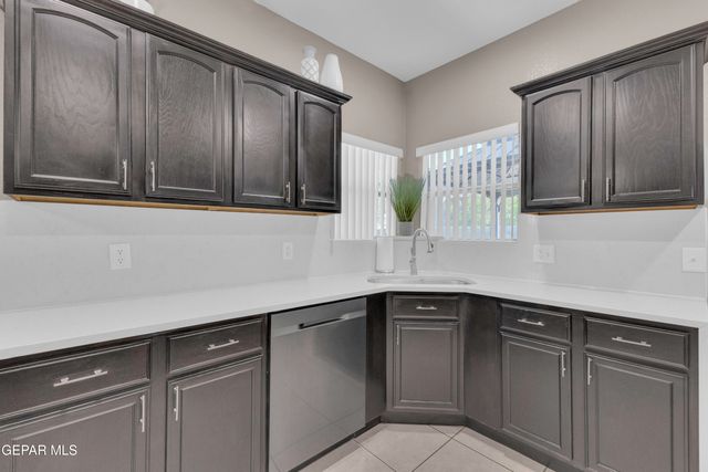12700 Tierra Aurora Drive, El Paso, TX 79938