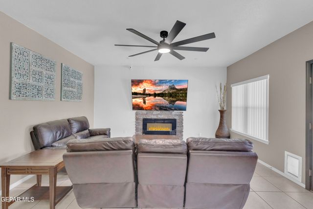 12700 Tierra Aurora Drive, El Paso, TX 79938